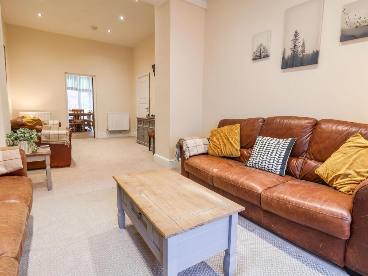 Вилла 4 Normanby Terrace Уитби Экстерьер фото