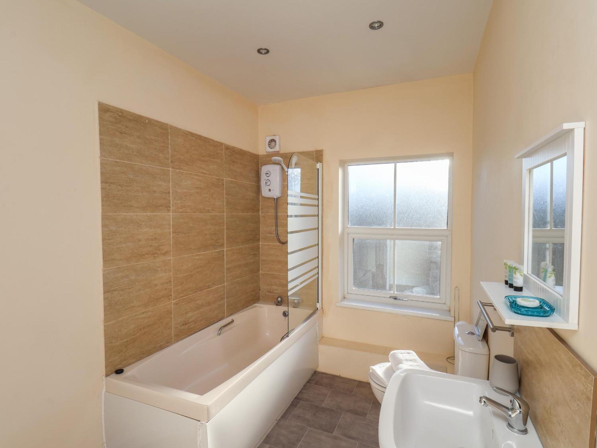 Вилла 4 Normanby Terrace Уитби Экстерьер фото